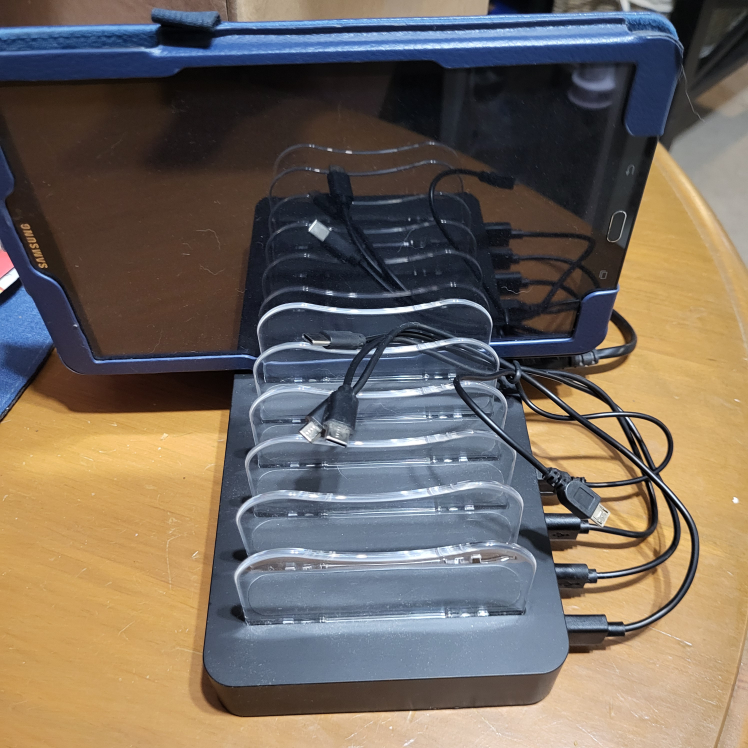 Multi-Device Charging Station - photo 2