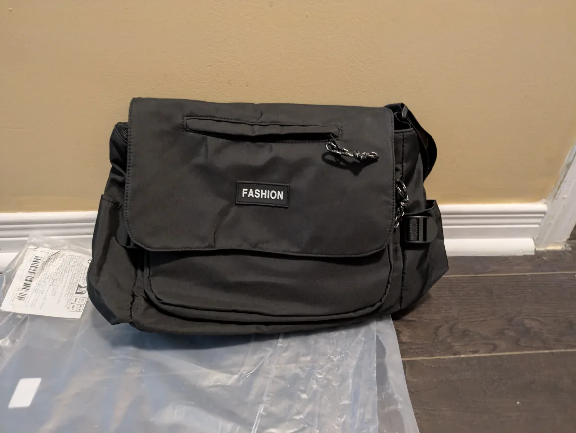 brand new nylon Black Fashion Messenger Bag image indicator(7)