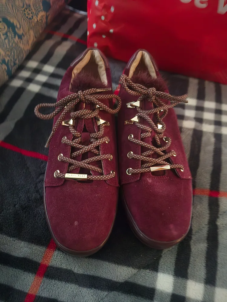 Taryn Rose Georgy Suede Sneakers thumbnail