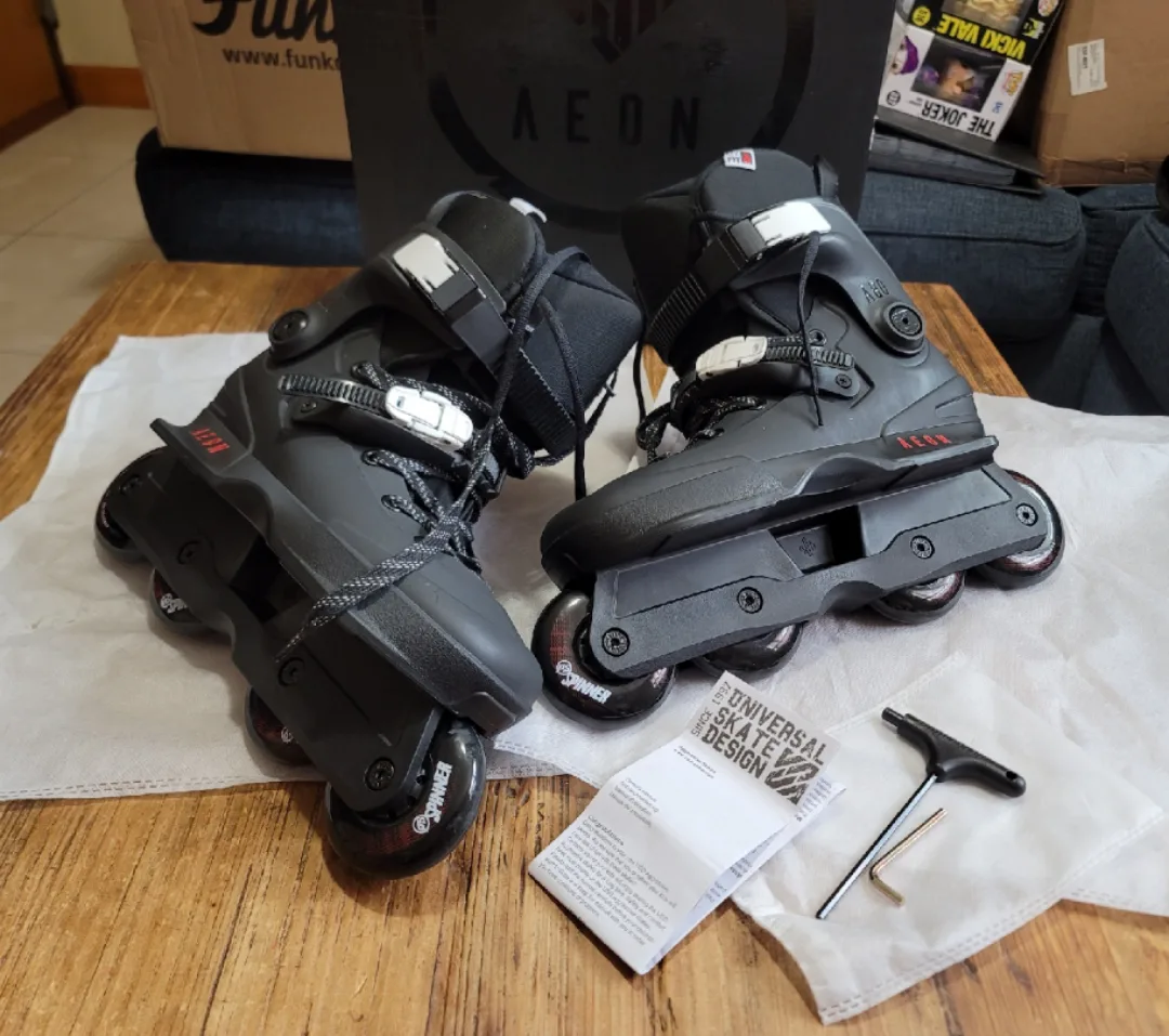 Size 9/10 US - USD Aeon 80 Team Aggressive Skates image indicator(3)