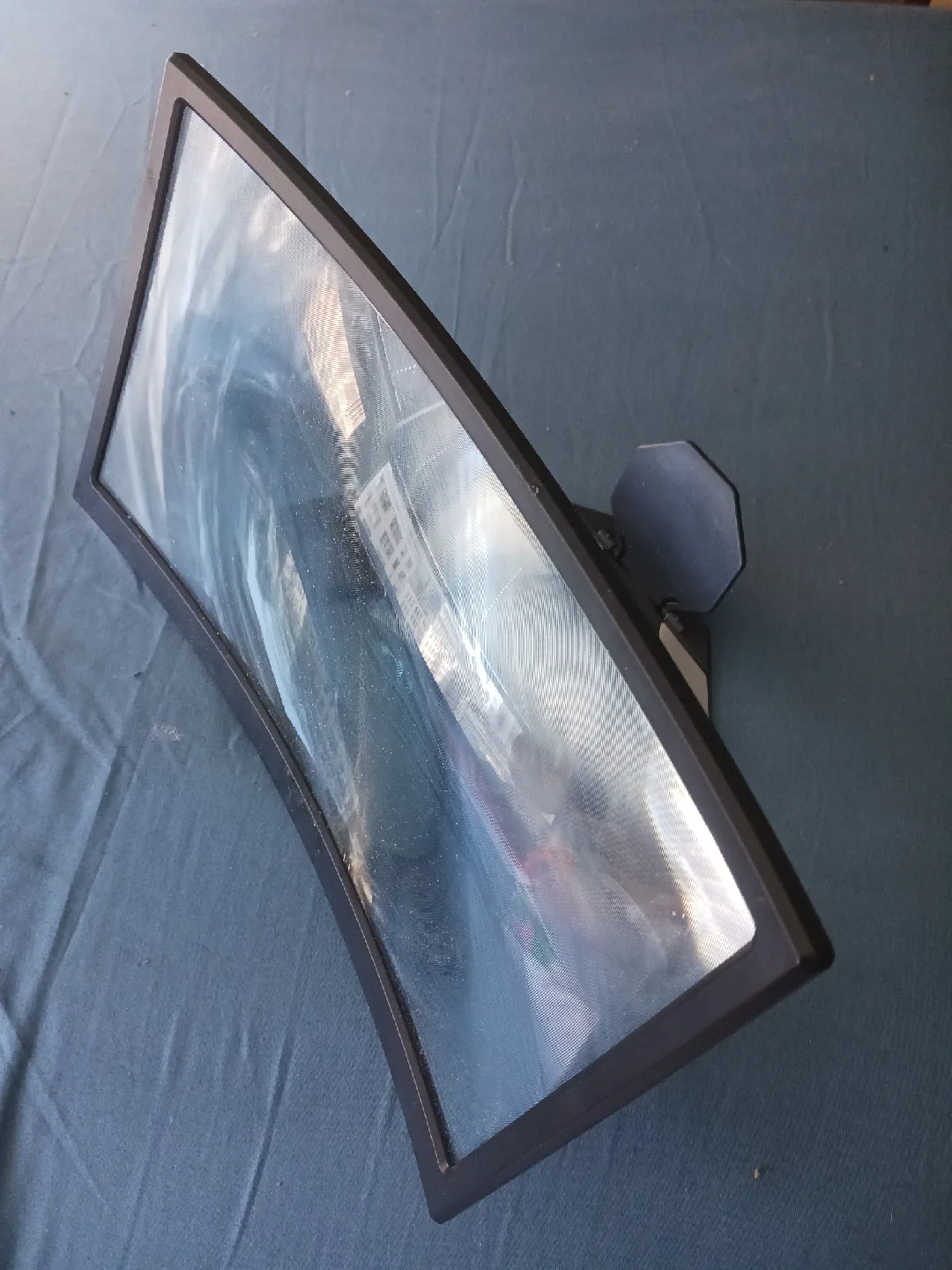 Mobile Phone Screen Magnifier thumbnail