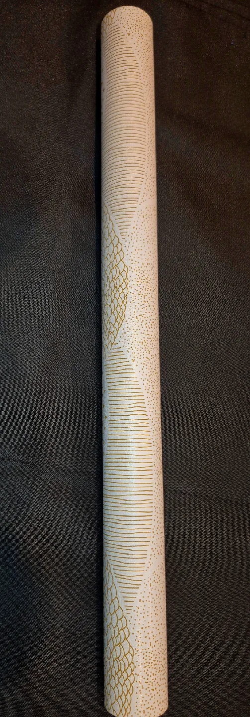 White and Gold Dot/Line Peel and Stick Wallpaper 17.3''x78.7'' image indicator(2)