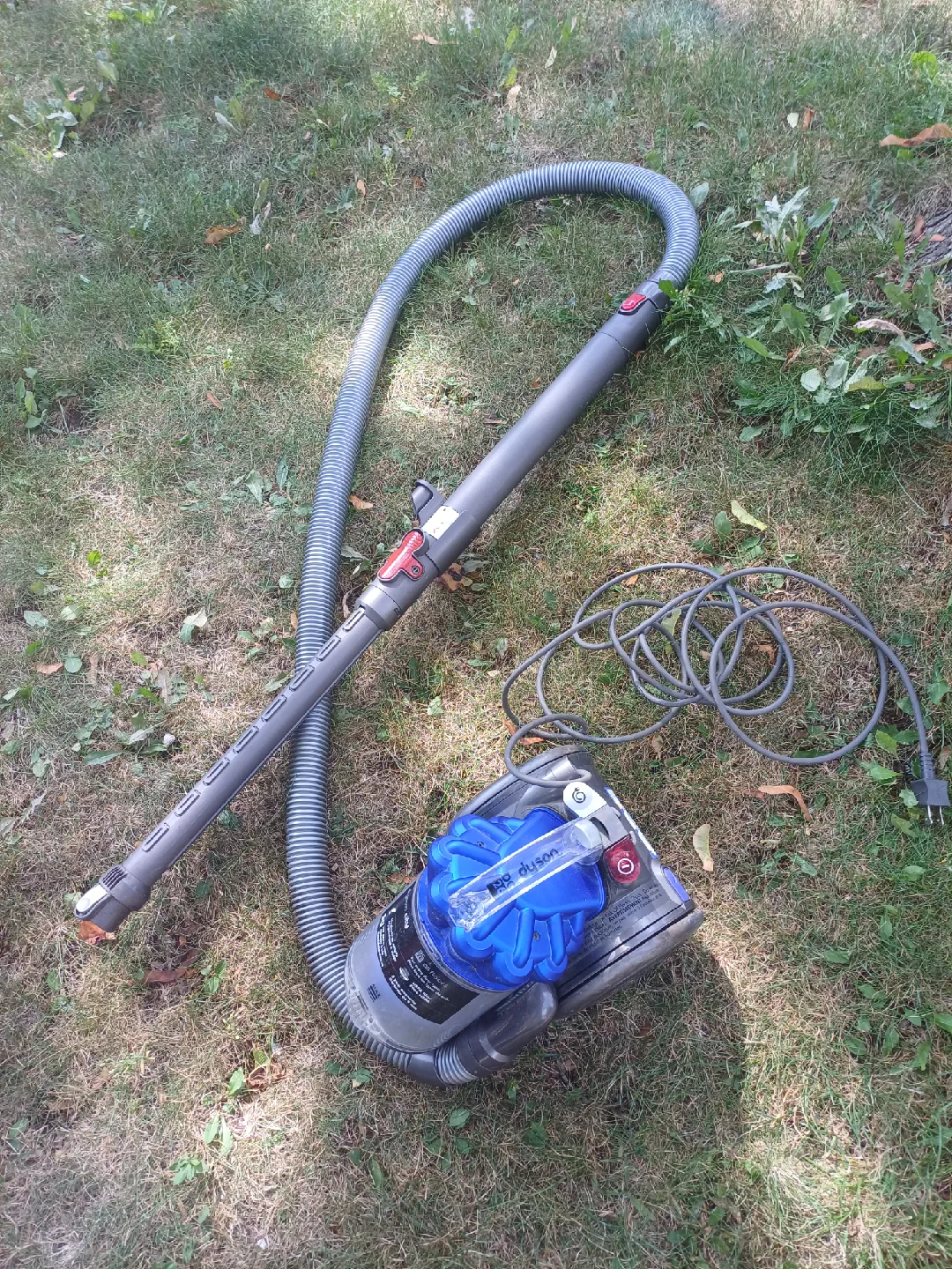 Dyson DC26 City Canister Vacuum - make an offer image indicator(3)