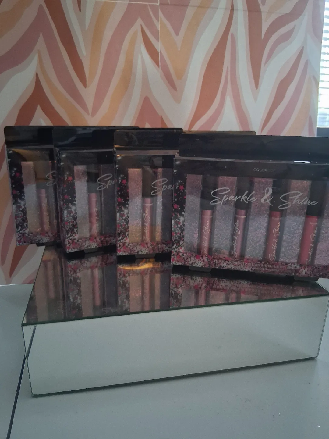 COLORCO Sparkle & Shine Lip Gloss Collection thumbnail