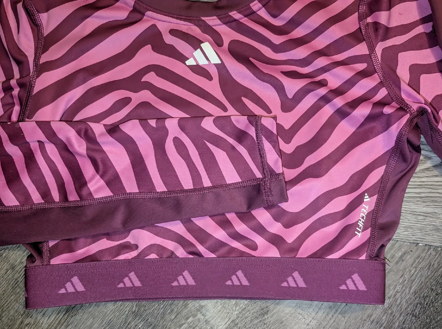 Adidas Techfit Training Top - Size S image indicator(2)