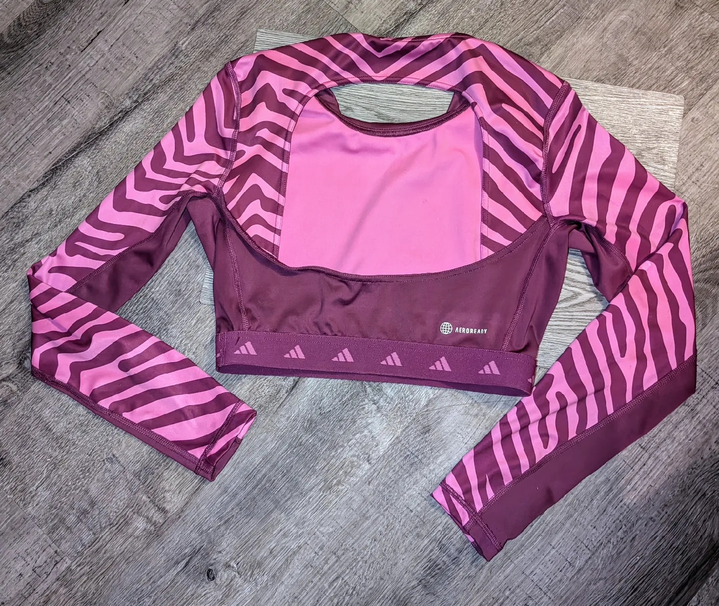 Adidas Techfit Training Top - Size S image indicator(3)