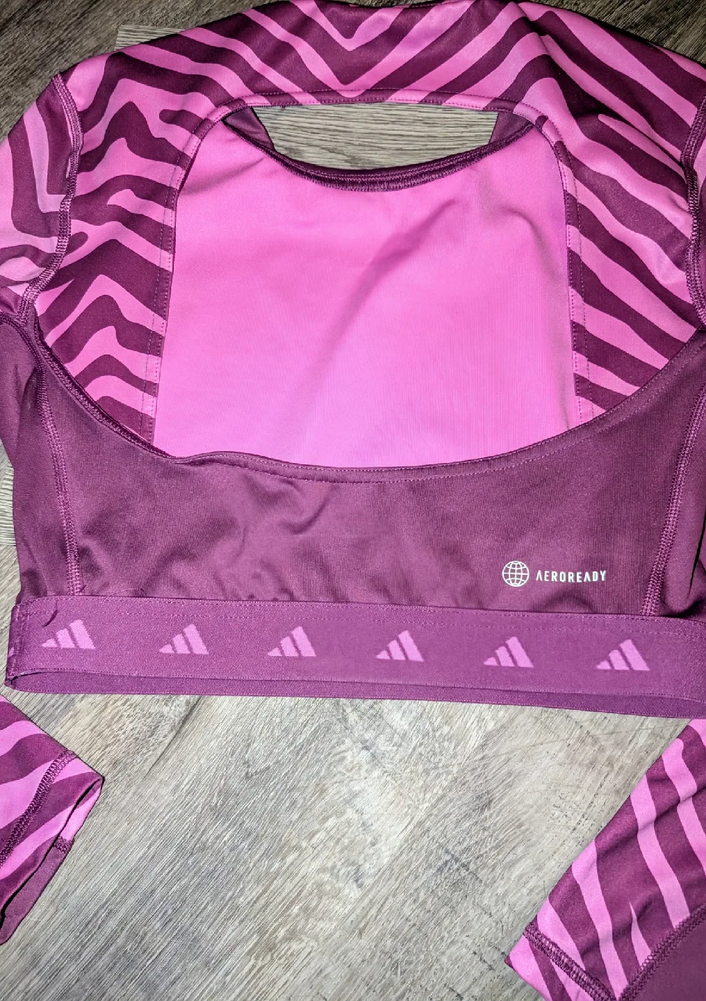 Adidas Techfit Training Top - Size S image indicator(4)