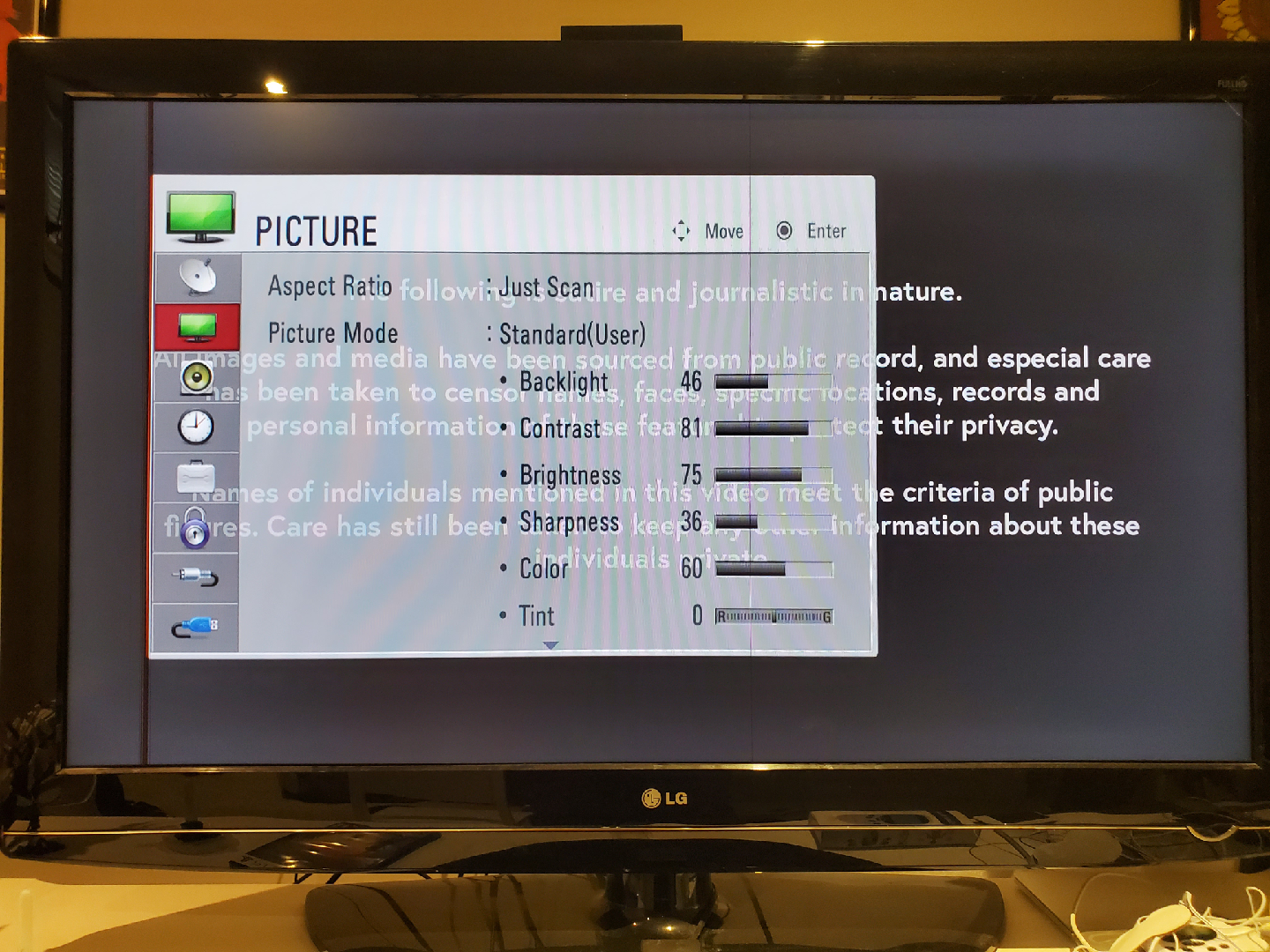 LG 47LG50 47-inch LCD TV - photo 2