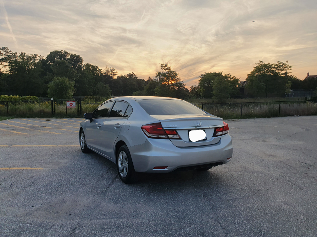 2014 Honda Civic LX - 169,000kms - photo 4