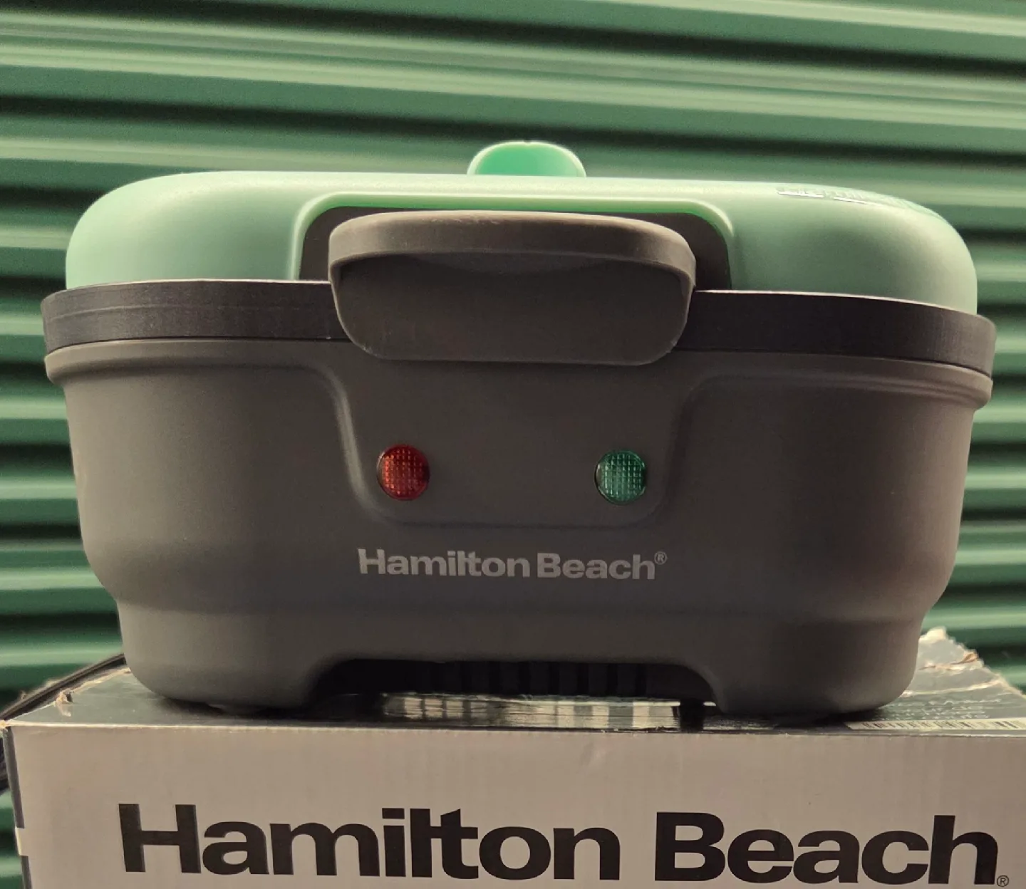 Hamilton Beach Egg Bites Maker image indicator(2)