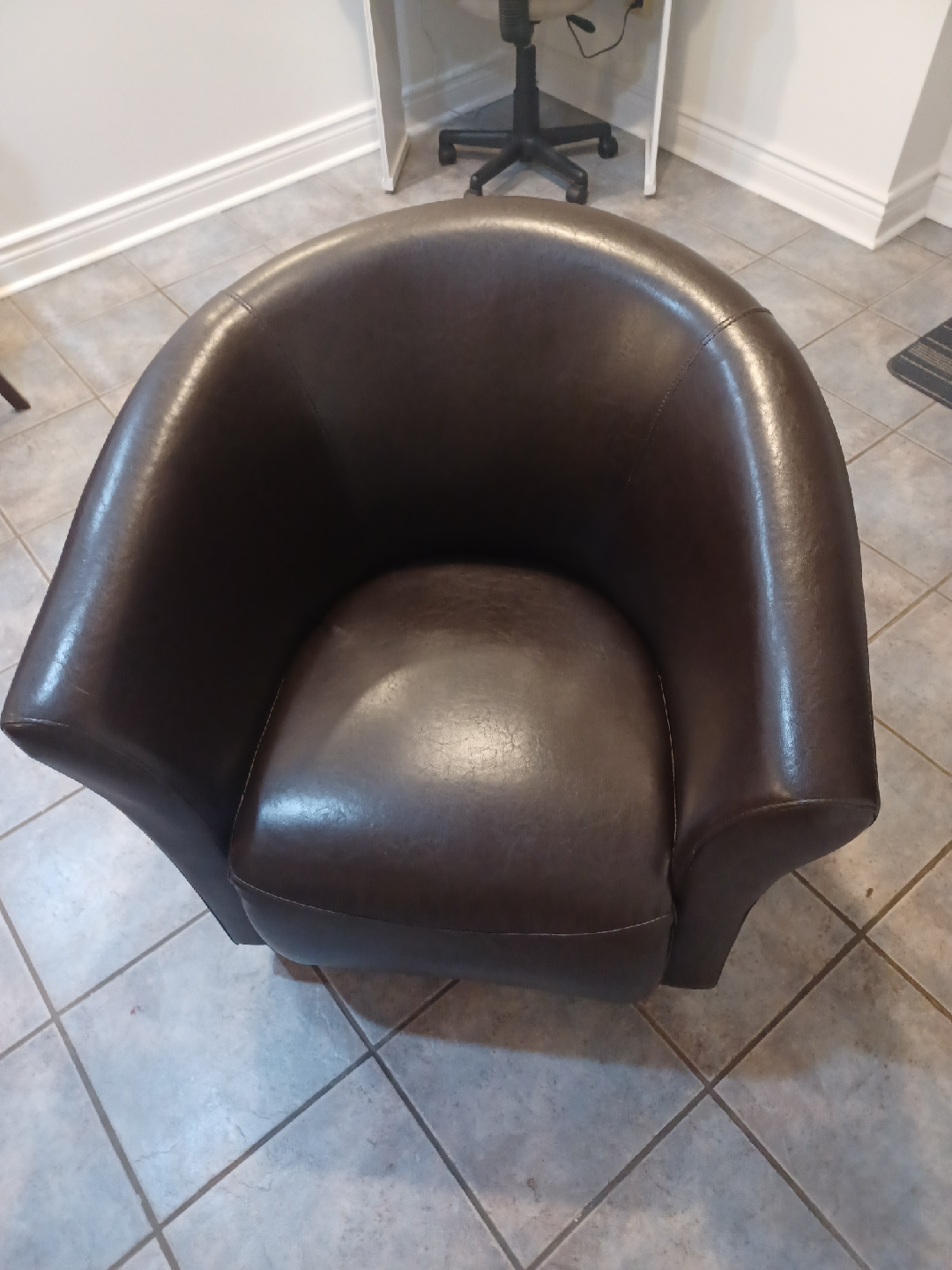 Brown Leather Tub Chair
