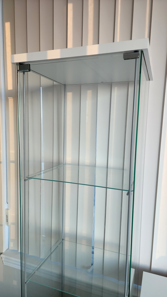 IKEA Detolf Glass Display Cabinet - White - Assembled - photo 4