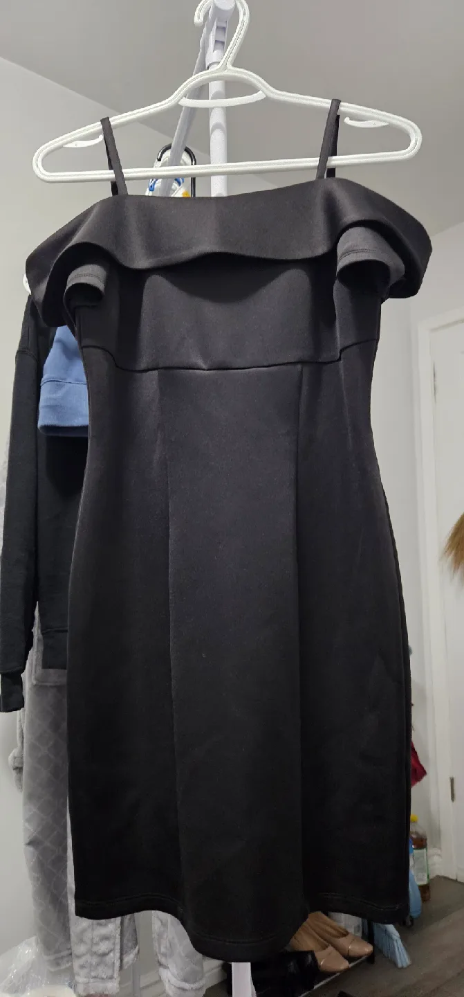Suzy Shier Mini black Dress thumbnail