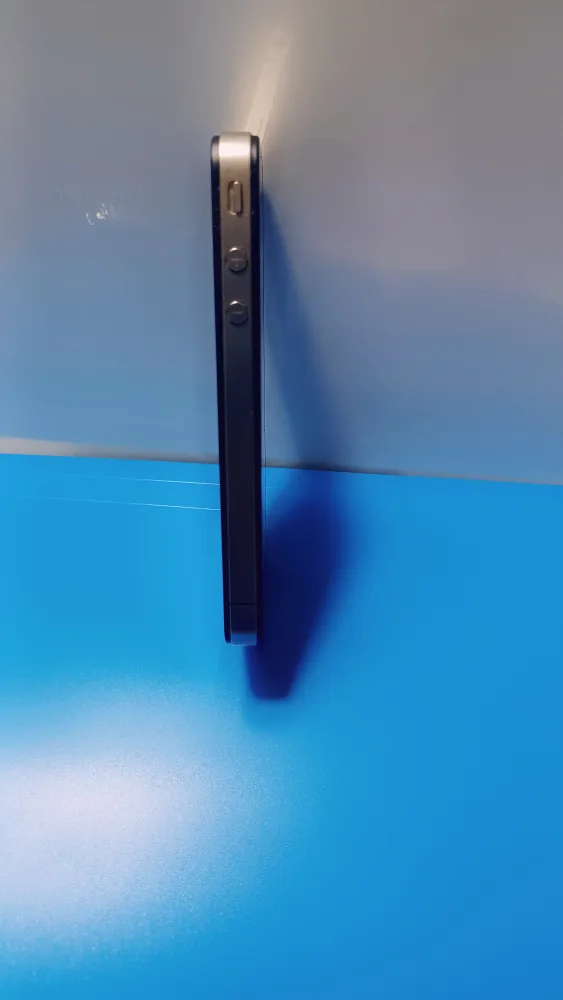 iPhone 4s - Classic Phone image indicator(6)