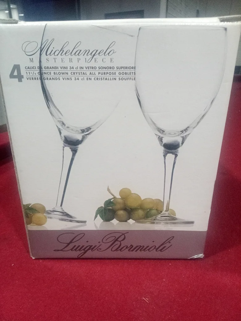 Luigi Bormioli Michelangelo Masterpiece 4 Goblets thumbnail