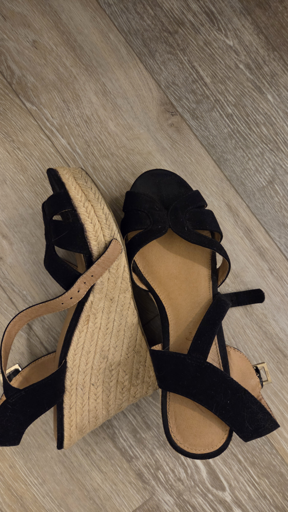 American Eagle Black Wedge Sandals - Size 6 - photo 2