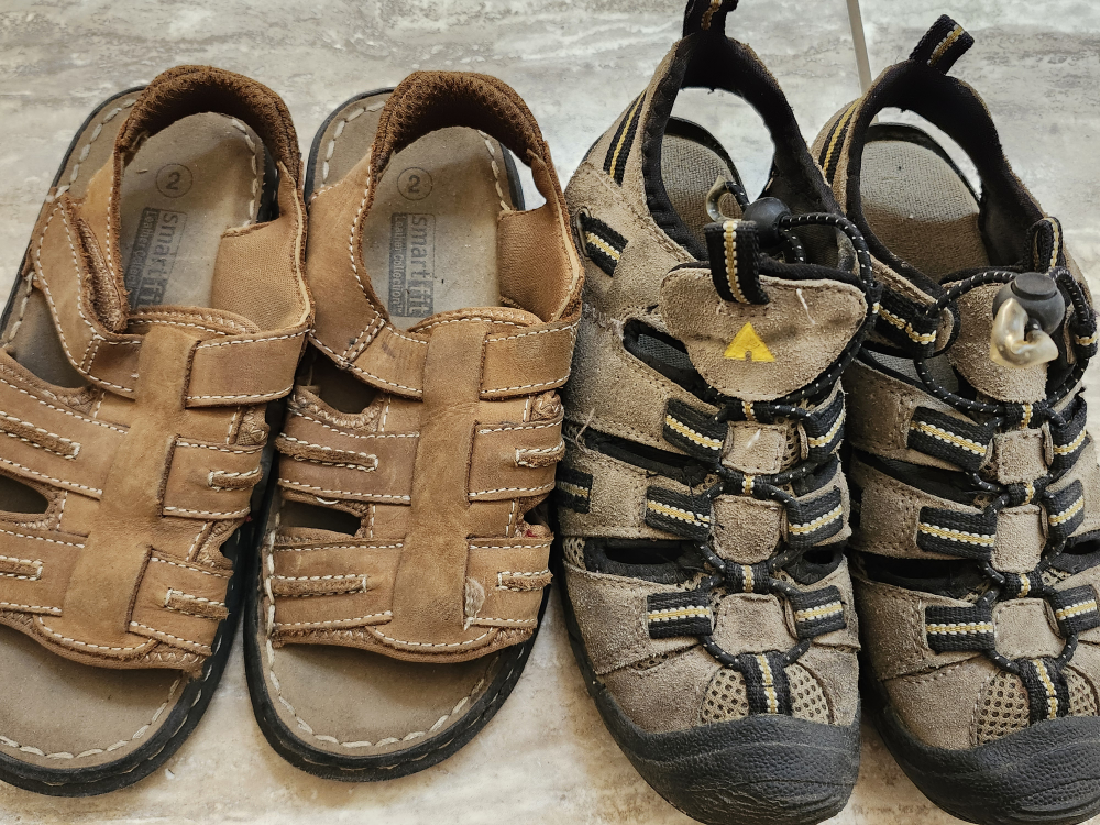Airwalk Sandals Size 2