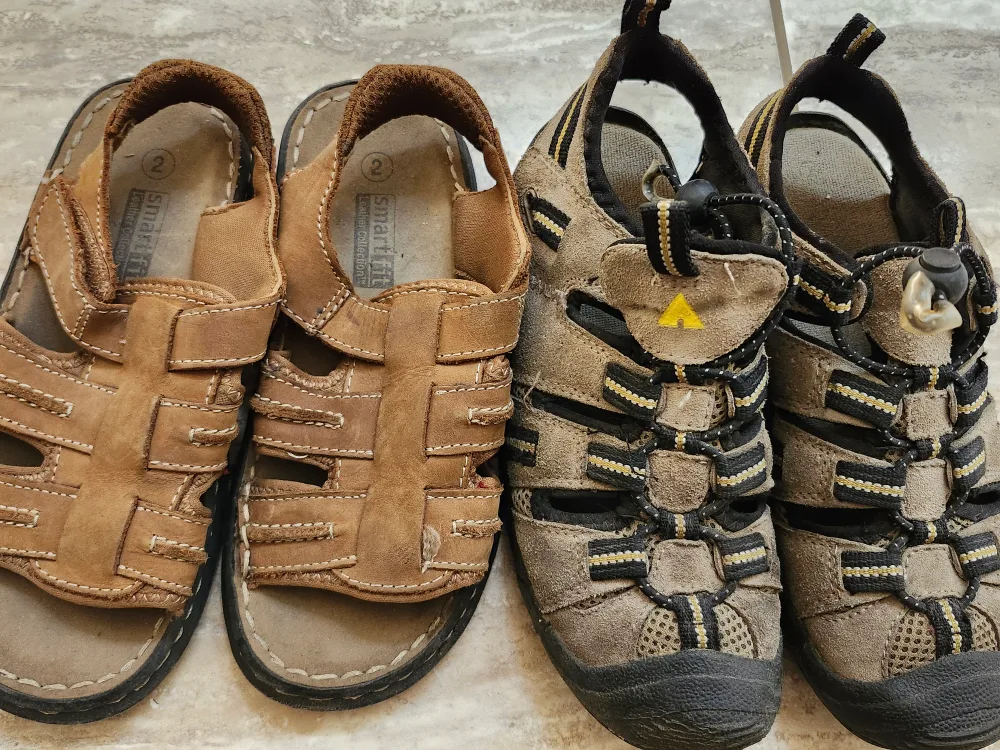 Airwalk Sandals Size 2 thumbnail