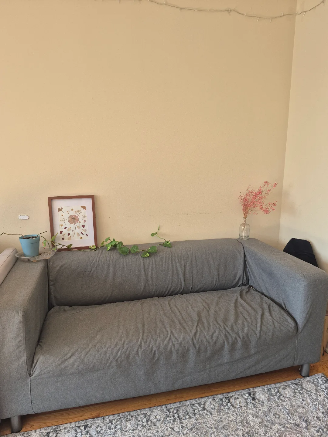 IKEA Sofa - Grey image indicator(4)