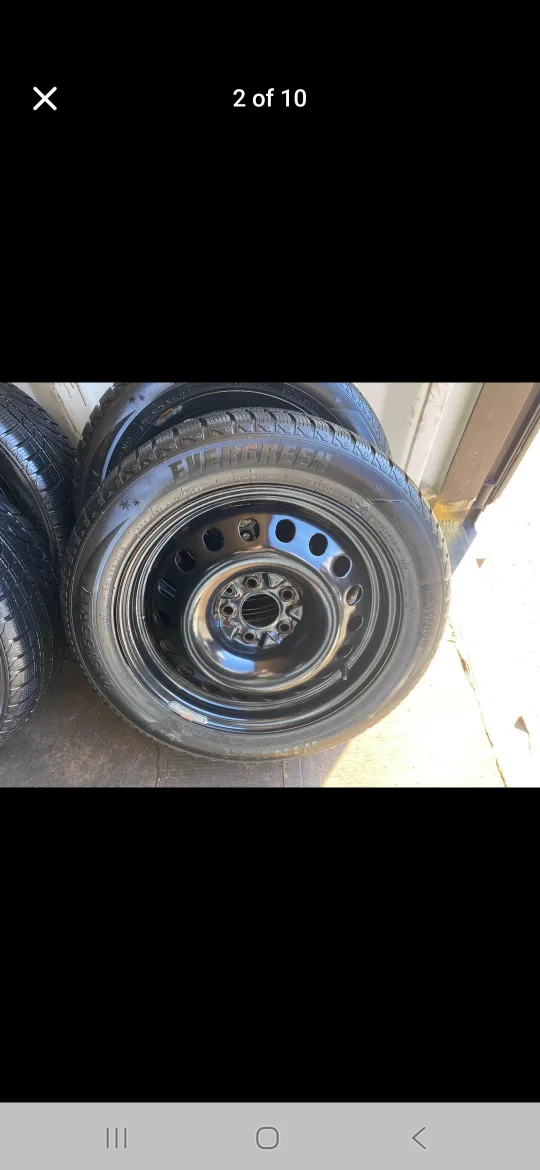 Set of 4 EVERGREEN winter tires rims (215 55 17) image indicator(2)