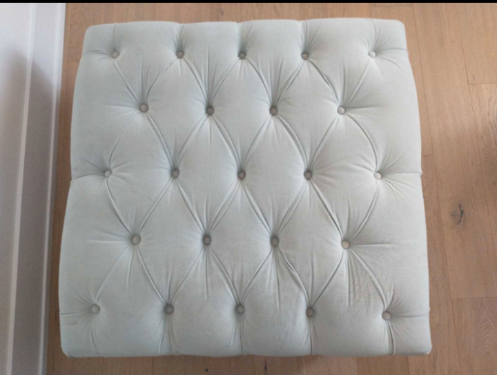 Ottoman / Coffee Table - photo 3