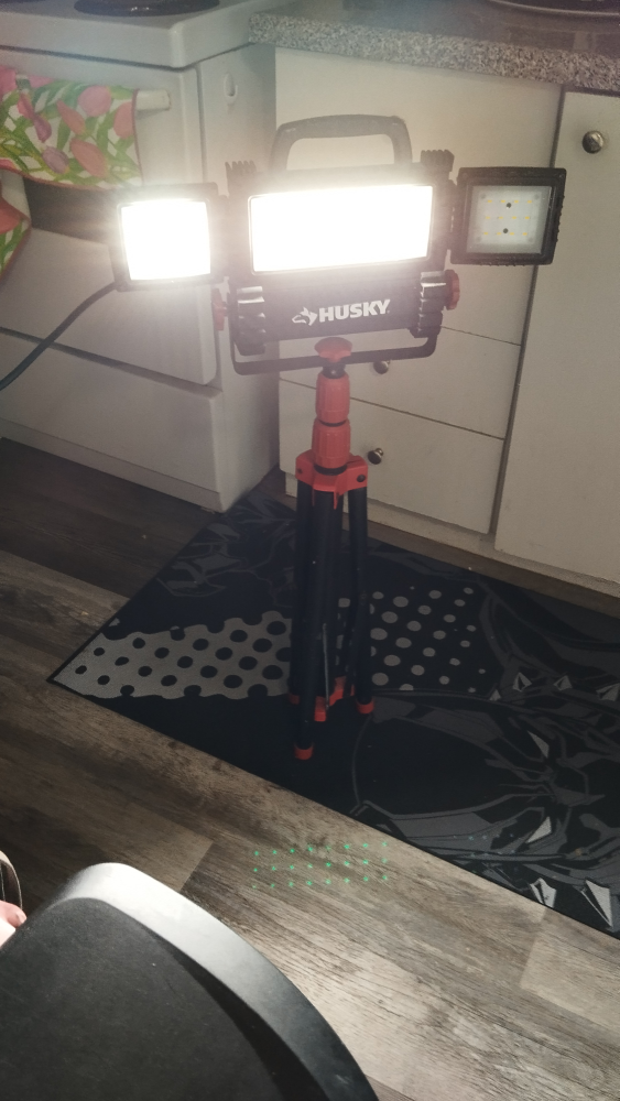 Husky Work Light with Tripod - photo 2