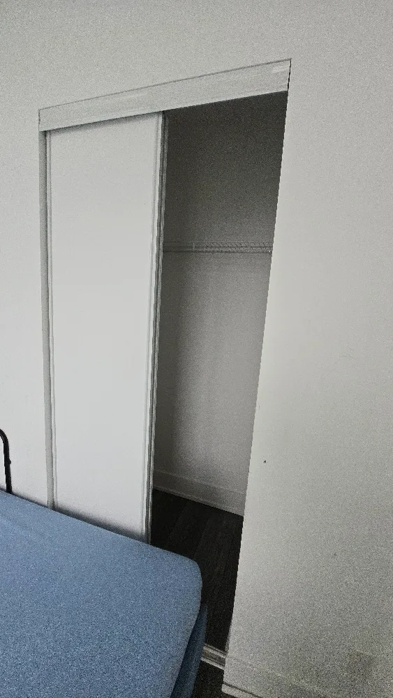 Private Bedroom and Bathroom for rent Downtown (403 Church) image indicator(4)