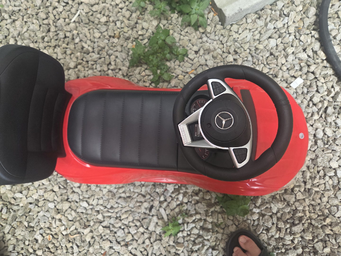Mercedes-Benz AMG Kids Ride-On Car - Red - photo 2