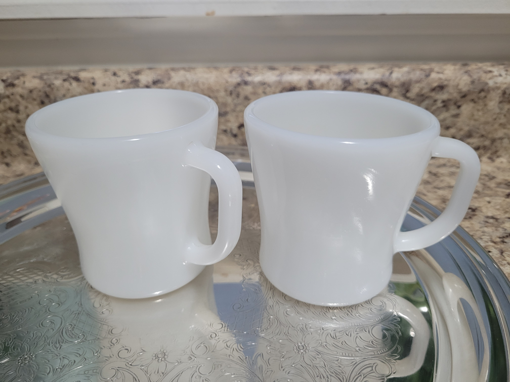 1960s Vintage Milk Glass Mugs - Set of 2