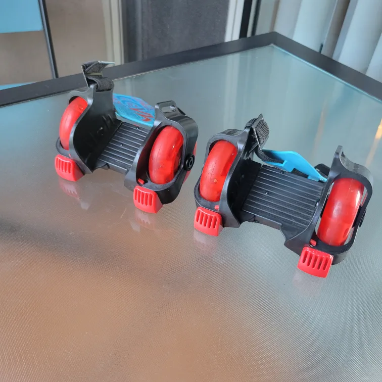Madd Light-Up Rollers for kids thumbnail