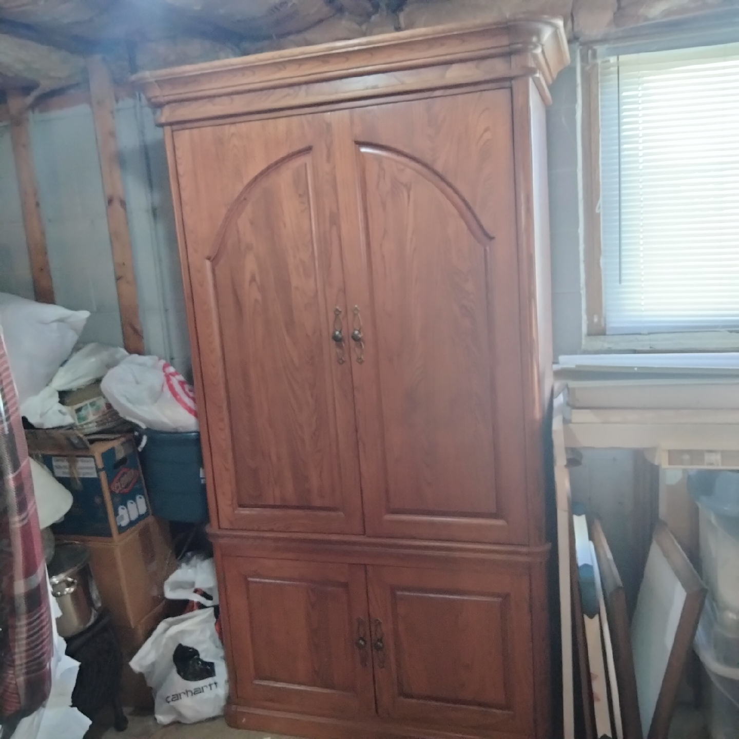 Beautiful heavy duty entertainment center