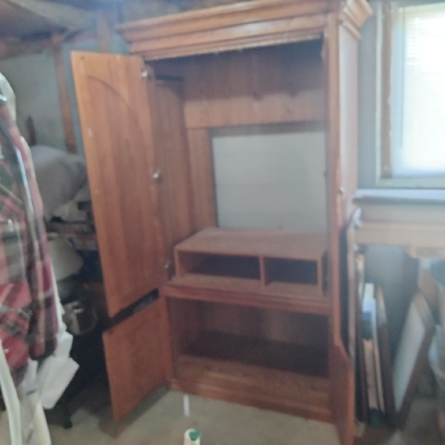 Beautiful heavy duty entertainment center - photo 2