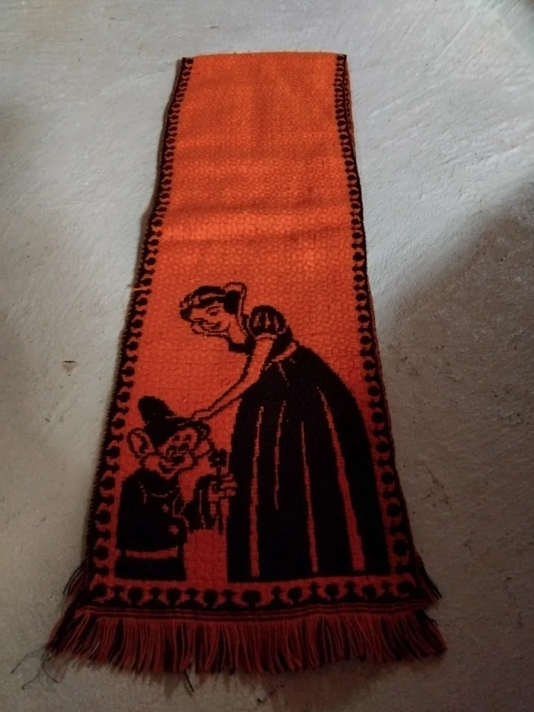 Vintage Disney Snow White & Seven Dwarfs Table Runner thumbnail