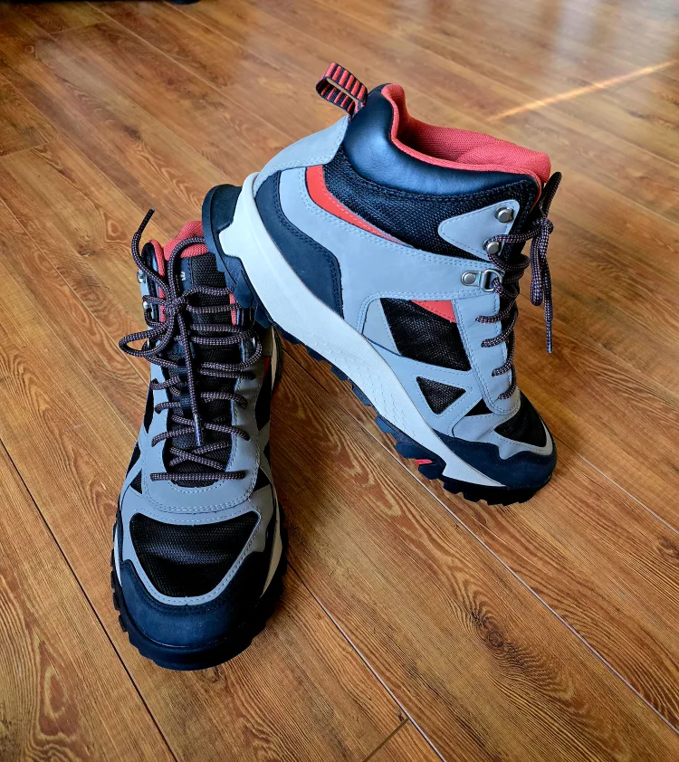 Timberland Shoes Mens Size 11 US image indicator(2)