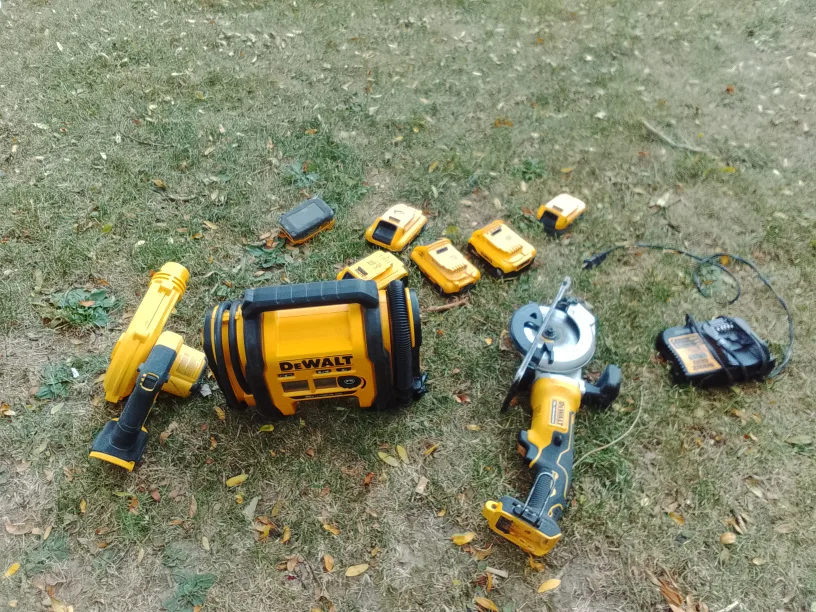 DeWalt Cordless Tools Combo Set thumbnail