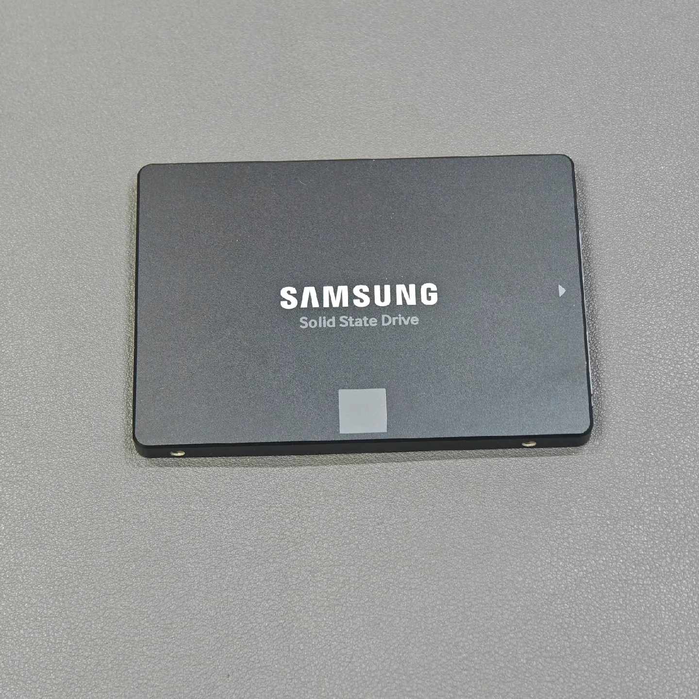 Samsung 850 EVO 500GB SSD image indicator(2)