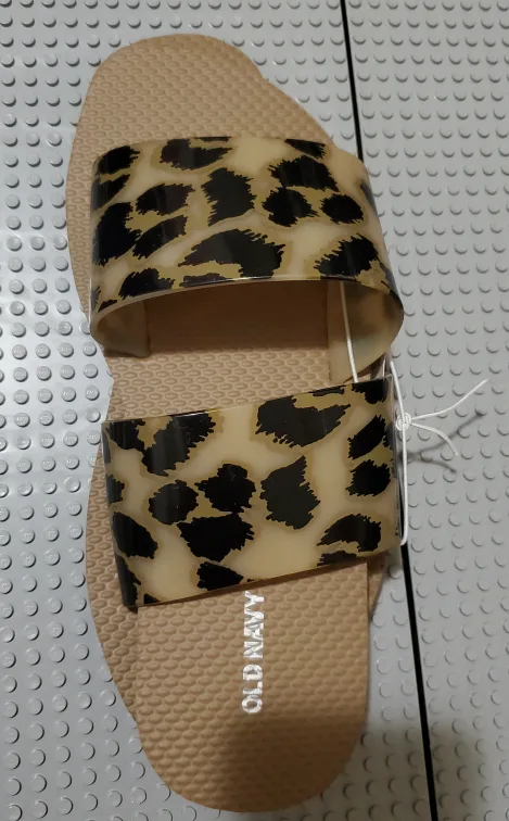 Old Navy Slippers thumbnail