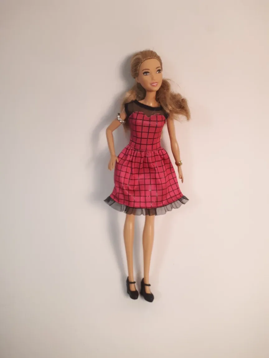 Barbie Doll with Clothing and Accessories image indicator(6)