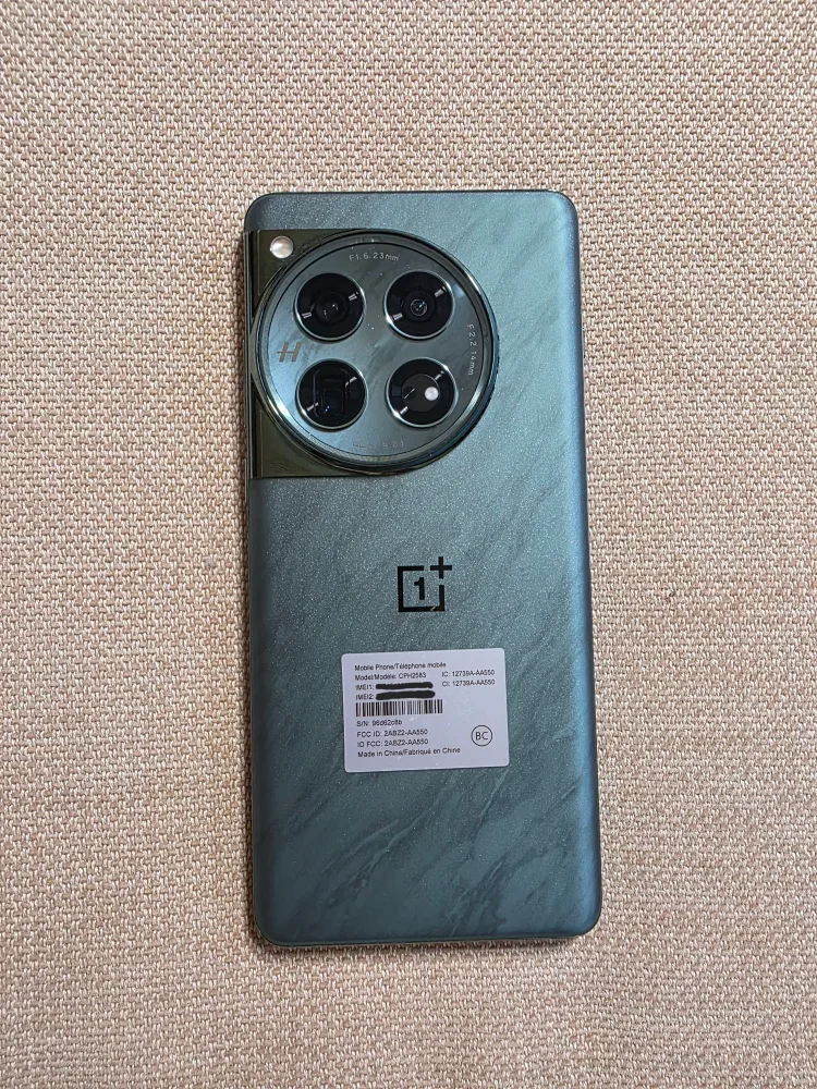 One Plus 12 Unlocked image indicator(2)