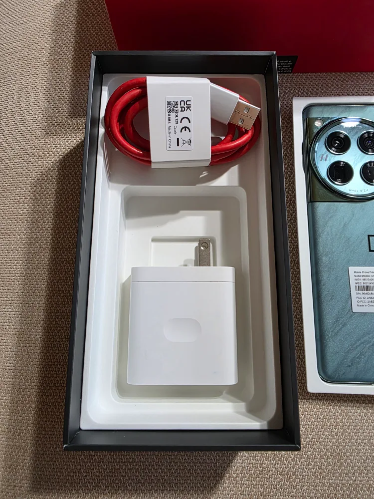 One Plus 12 Unlocked image indicator(4)