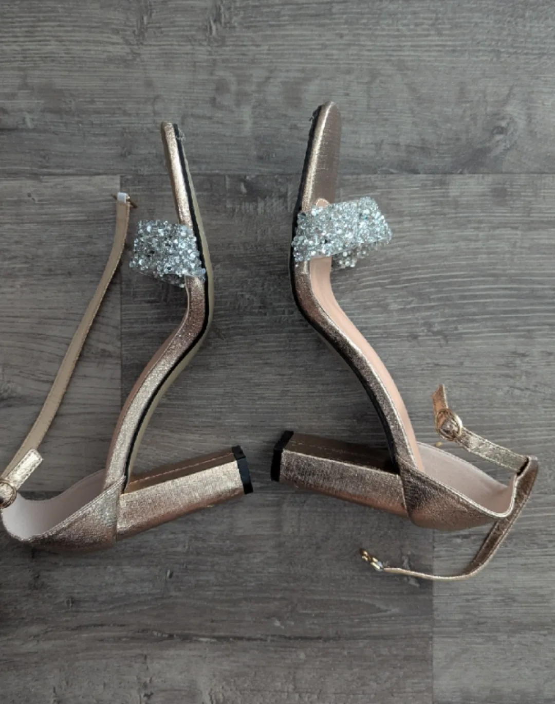 Gold Glitter Heels - Size 39 image indicator(2)