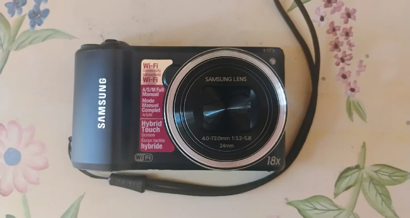 Samsung 18x Zoom Digital Camera WB200F Vintage thumbnail