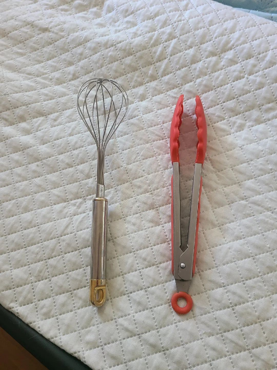 Kitchen Whisk and Tongs Set 🥕 thumbnail