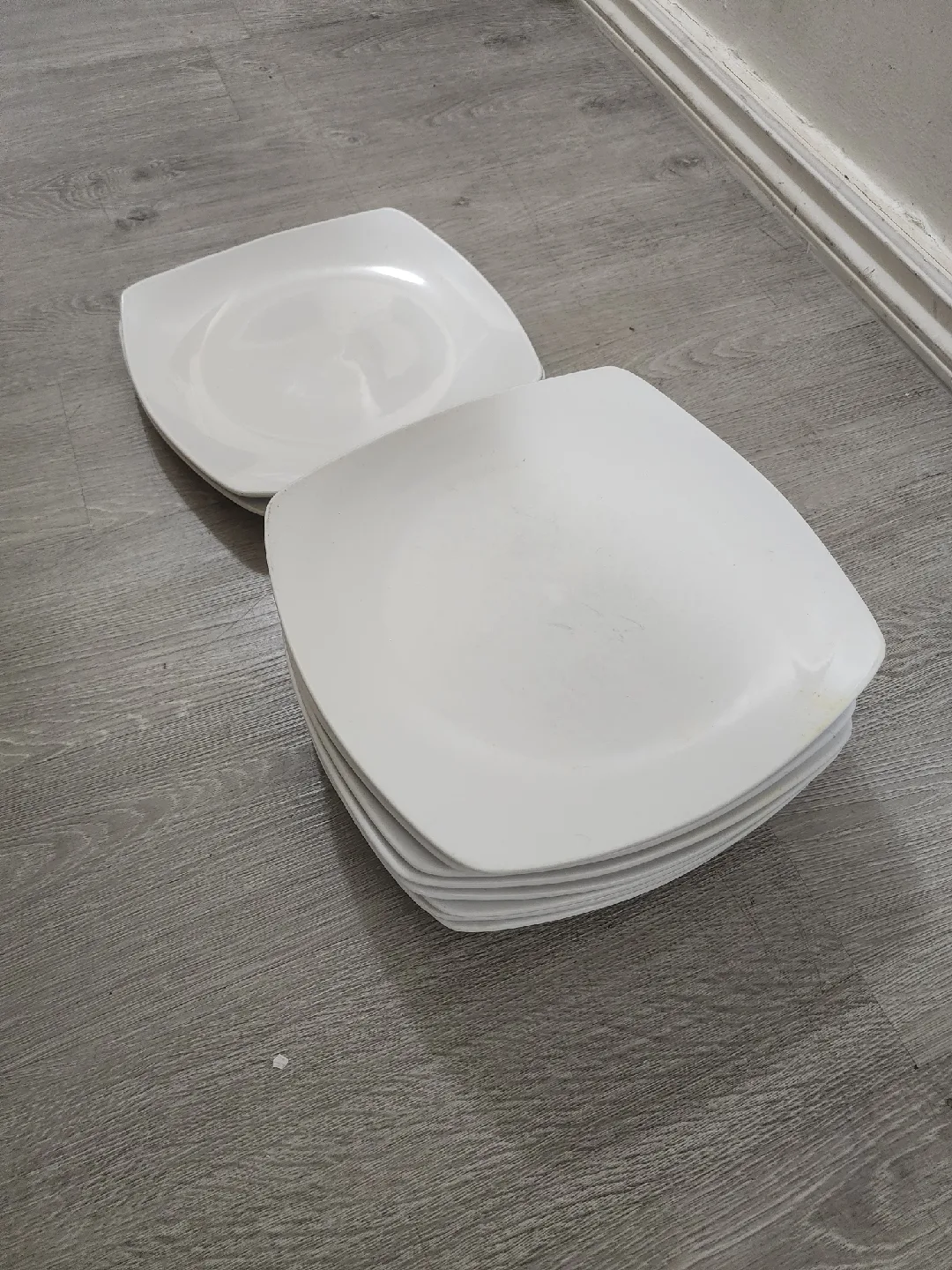 White Square Dinner Plates 10 Pcs image indicator(3)