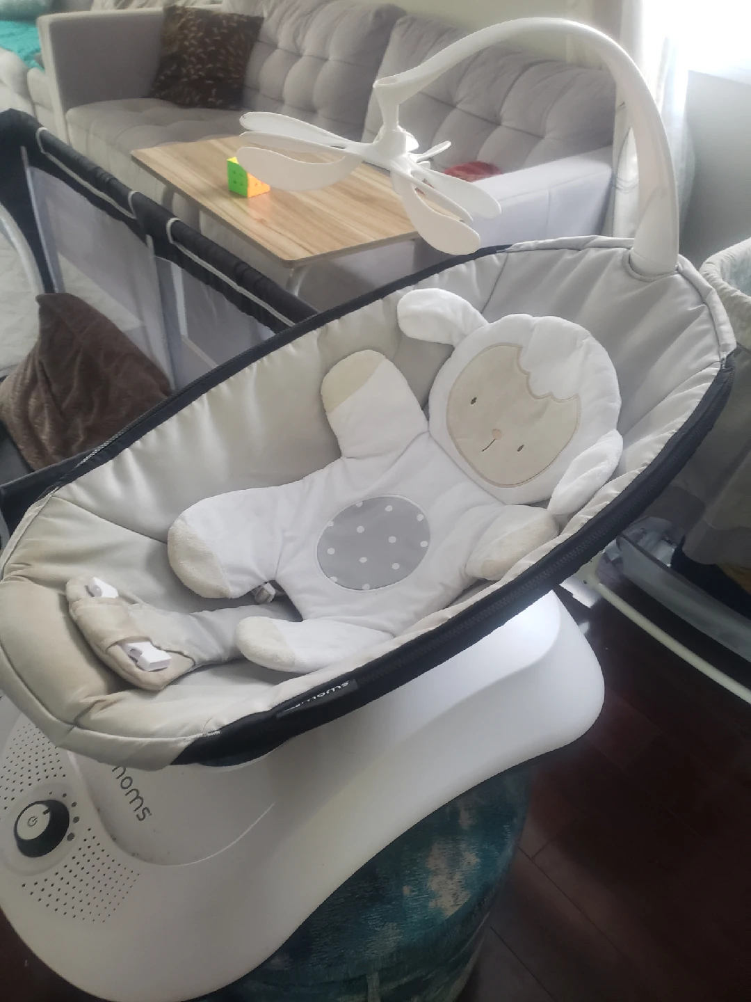4moms MamaRoo Baby Swing