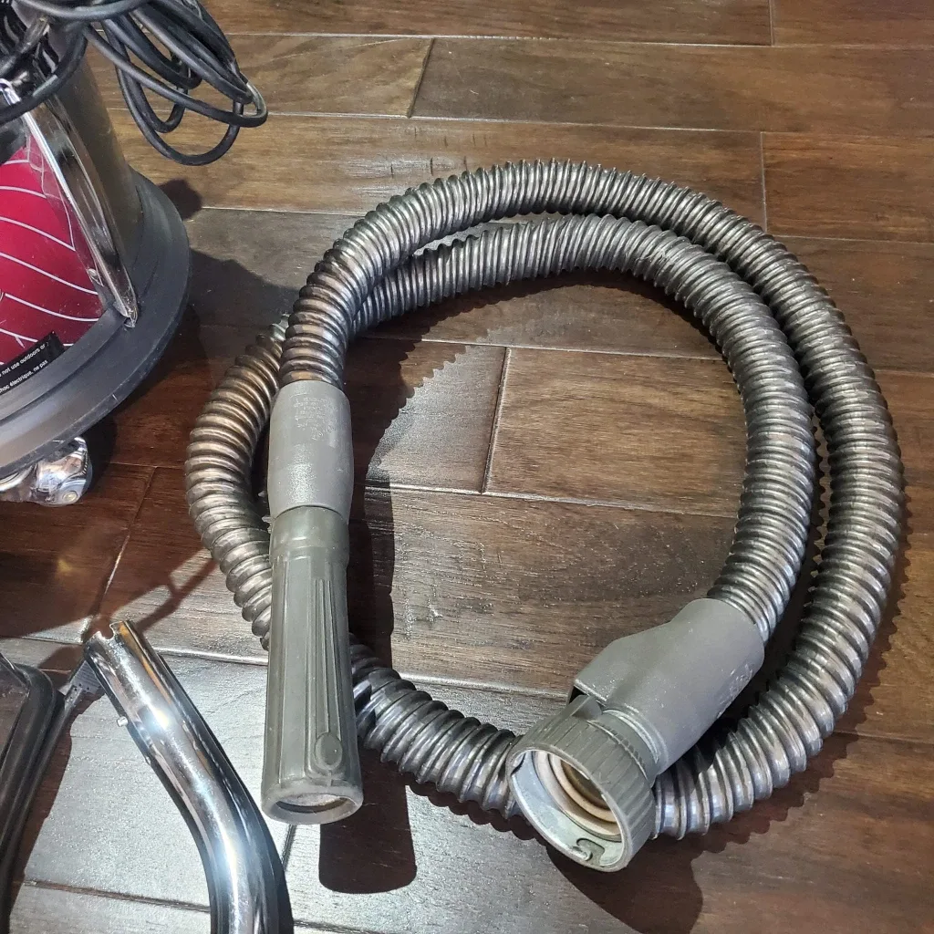 Filter Queen Majestic 65 Anniversary Vacuum image indicator(10)