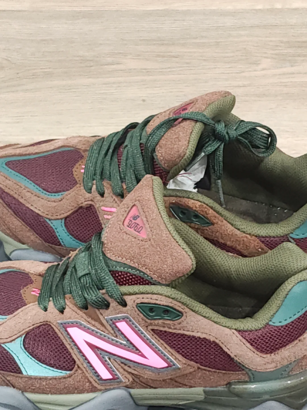 New Balance 9060 Brown/Pink Sneakers image indicator(2)