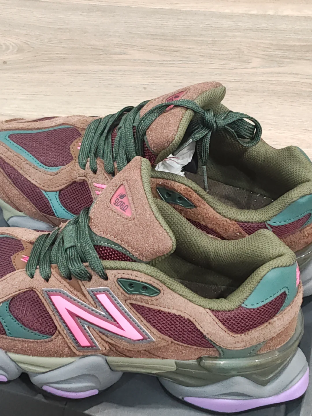 New Balance 9060 Brown/Pink Sneakers image indicator(3)