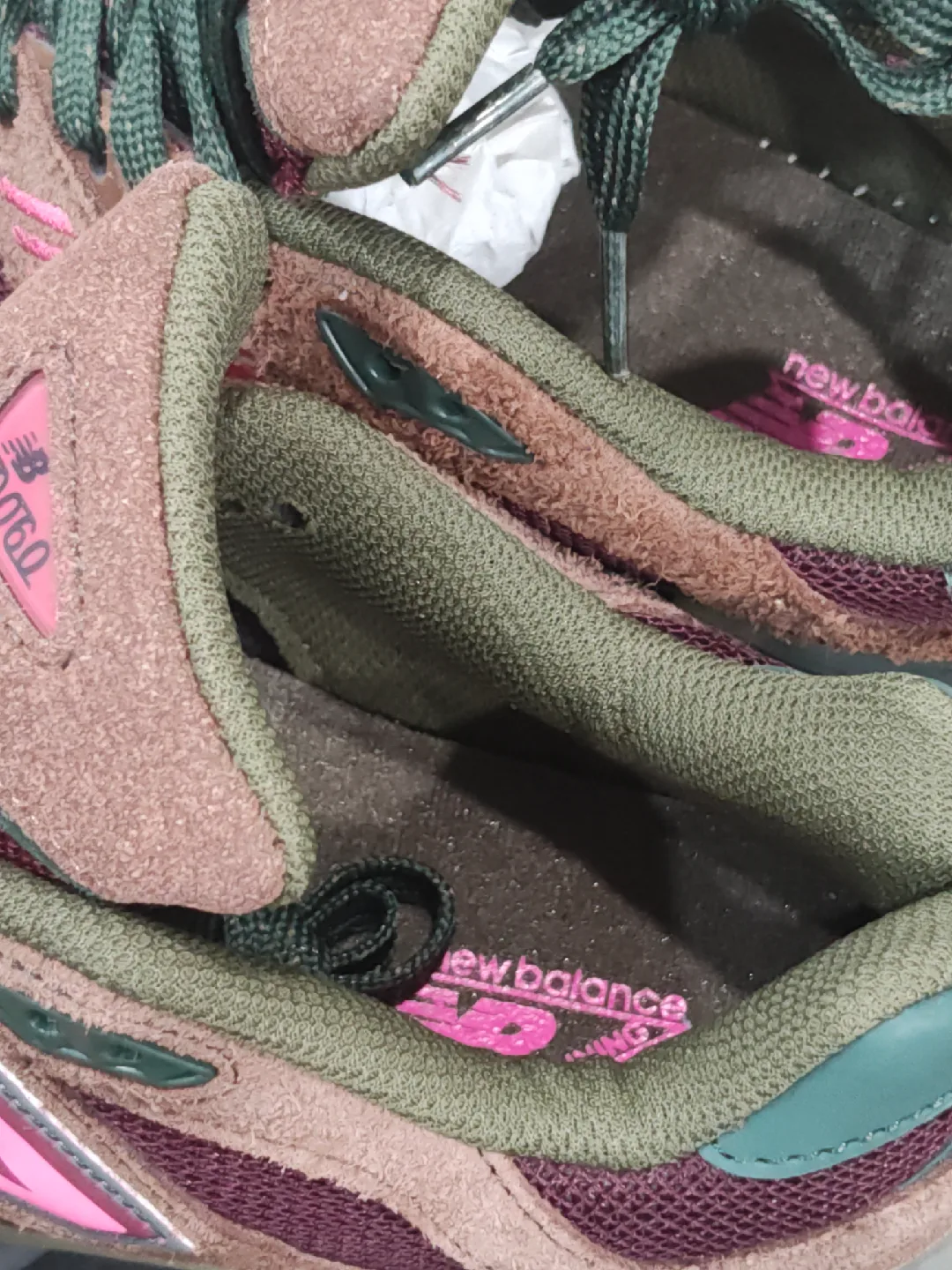 New Balance 9060 Brown/Pink Sneakers image indicator(4)