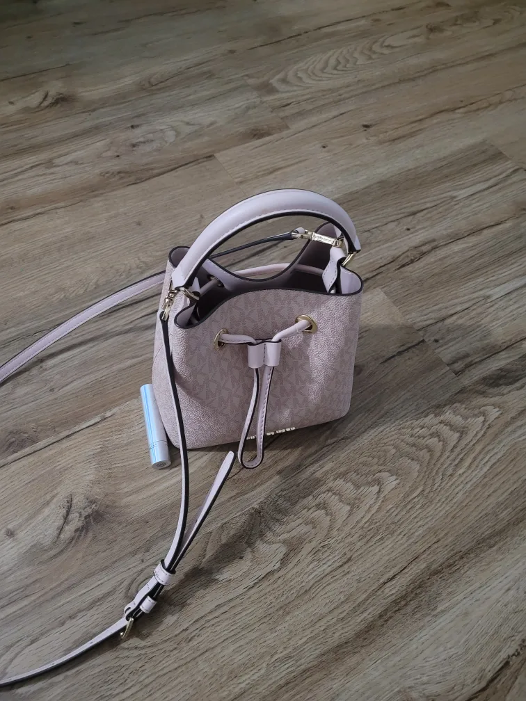 Michael Kors Pink Bucket Bag image indicator(5)